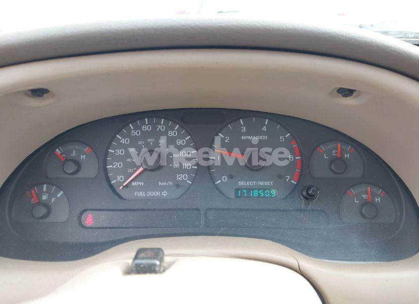 Photo 7 of 1999 Ford Mustang (VIN 1FAFP4045XF161313)