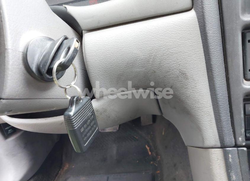 Photo 11 of 2000 Ford Mustang (VIN 1FAFP4045YF124327)