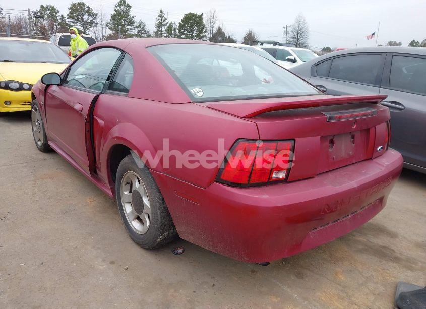 Photo 3 of 2000 Ford Mustang (VIN 1FAFP4045YF124327)