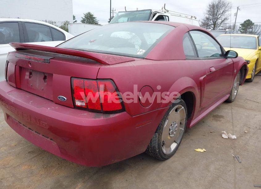 Photo 4 of 2000 Ford Mustang (VIN 1FAFP4045YF124327)