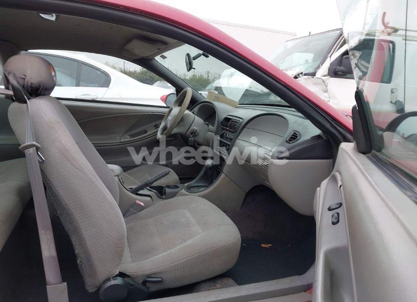 Photo 5 of 2000 Ford Mustang (VIN 1FAFP4045YF124327)