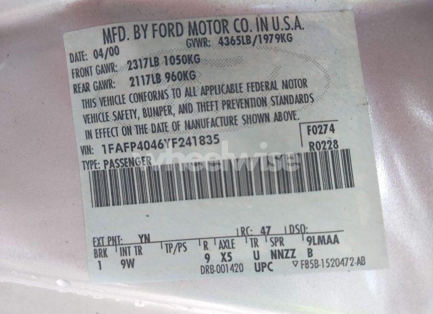 Photo 9 of 2000 Ford Mustang (VIN 1FAFP4046YF241835)