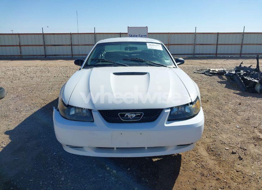 Photo 13 of 2001 Ford Mustang (VIN 1FAFP40471F137005)