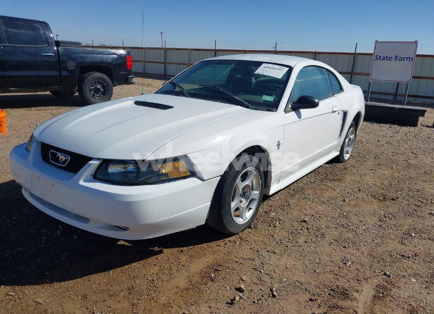 Photo 2 of 2001 Ford Mustang (VIN 1FAFP40471F137005)