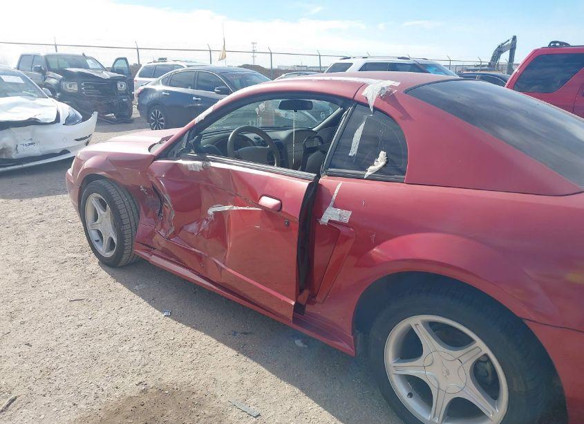 Photo 6 of 2002 Ford Mustang (VIN 1FAFP40472F199960)