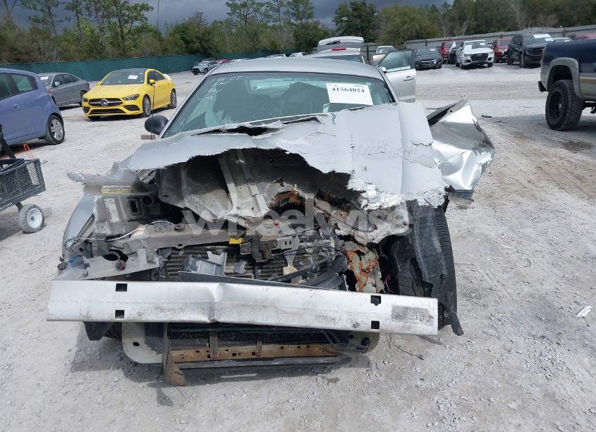 Photo 6 of 2000 Ford Mustang (VIN 1FAFP4047YF124653)