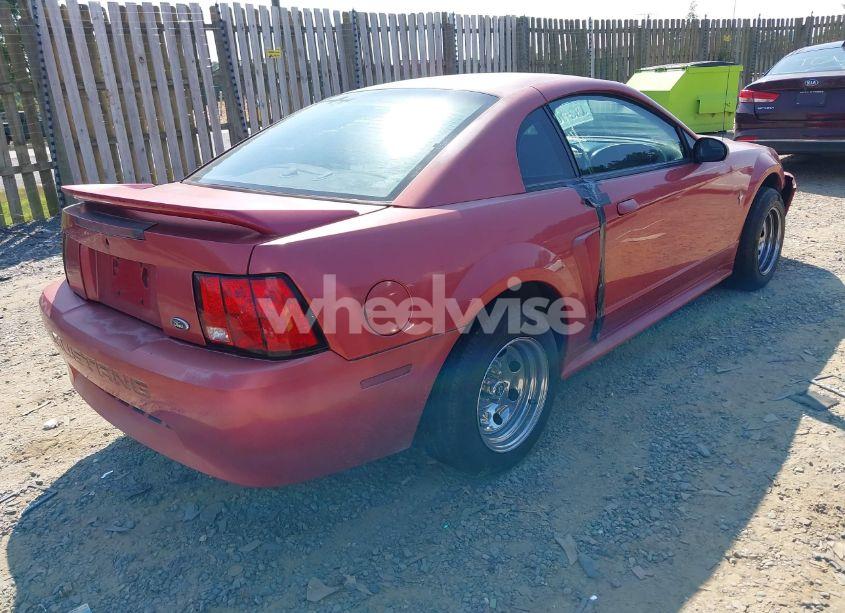 Photo 4 of 2000 Ford Mustang (VIN 1FAFP4047YF132848)