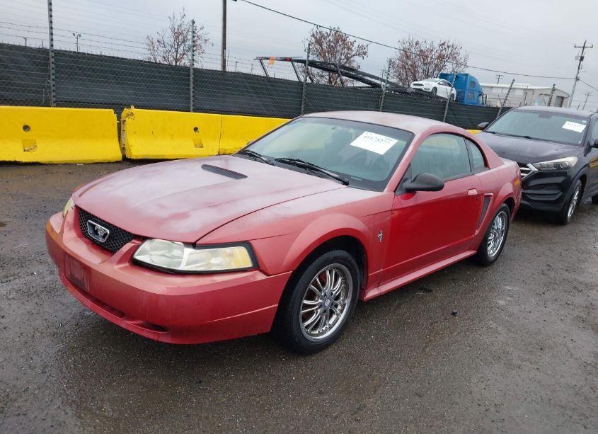 Photo 2 of 2000 Ford Mustang (VIN 1FAFP4047YF253458)