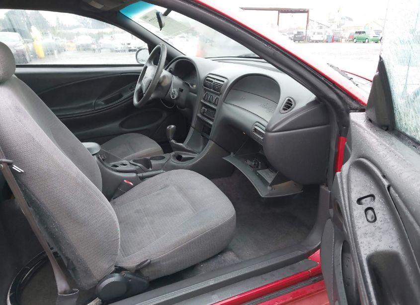 Photo 5 of 2000 Ford Mustang (VIN 1FAFP4047YF253458)