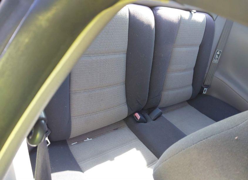 Photo 8 of 2001 Ford Mustang (VIN 1FAFP40481F126272)