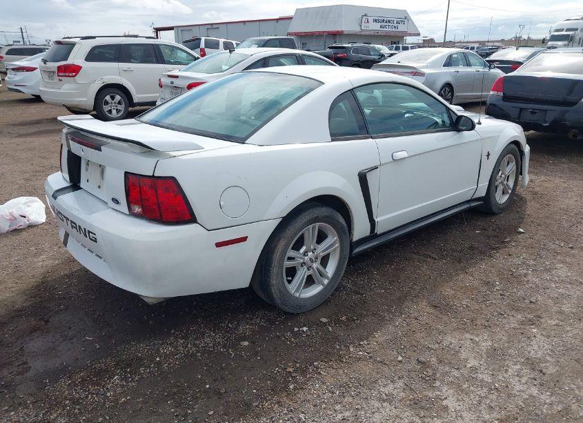 Photo 4 of 2001 Ford Mustang N/A (VIN 1FAFP40481F157375)