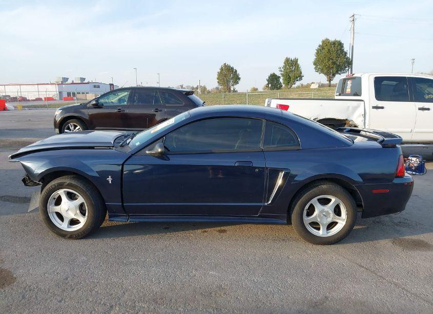 Photo 14 of 2001 Ford Mustang (VIN 1FAFP40481F198458)