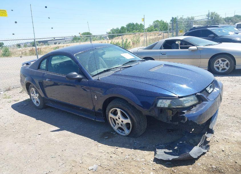 2002 Ford Mustang (VIN 1FAFP40482F132994) main photo