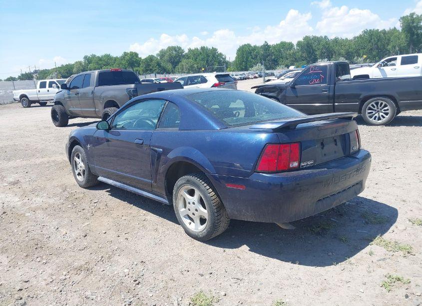Photo 3 of 2002 Ford Mustang (VIN 1FAFP40482F132994)