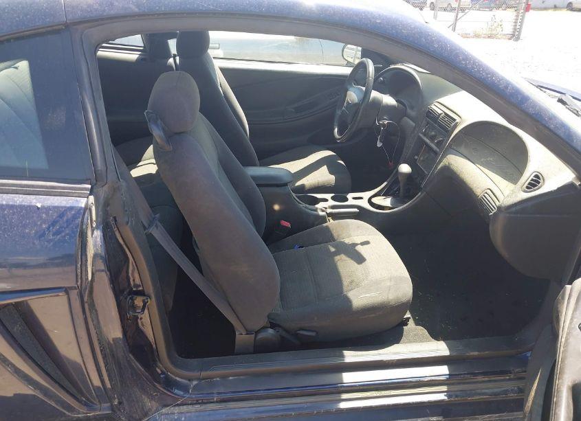 Photo 5 of 2002 Ford Mustang (VIN 1FAFP40482F132994)