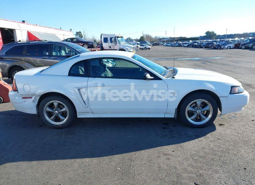 Photo 13 of 2002 Ford Mustang (VIN 1FAFP40482F211971)