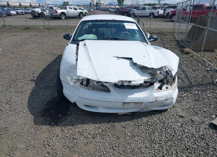 Photo 12 of 1998 Ford Mustang (VIN 1FAFP4048WF222829)