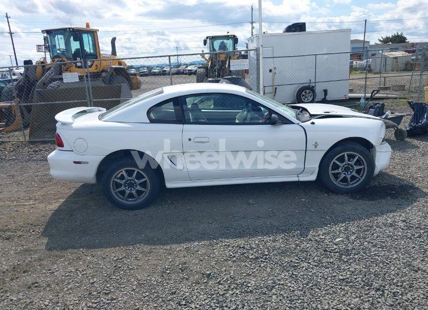 Photo 13 of 1998 Ford Mustang (VIN 1FAFP4048WF222829)