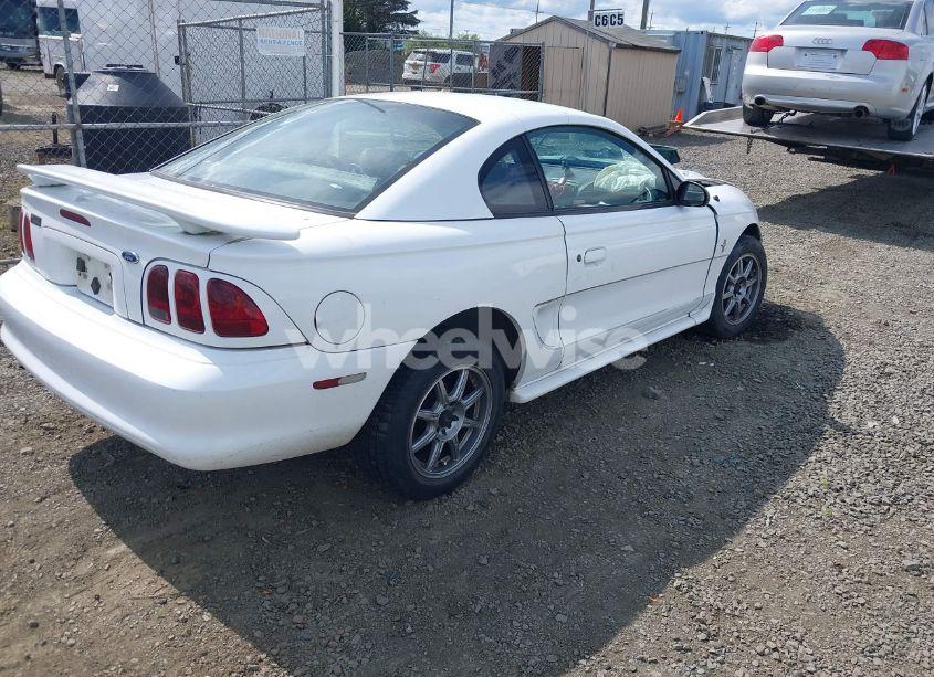 Photo 4 of 1998 Ford Mustang (VIN 1FAFP4048WF222829)