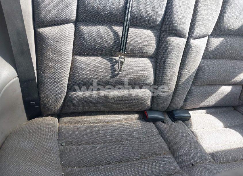 Photo 8 of 1998 Ford Mustang (VIN 1FAFP4048WF222829)