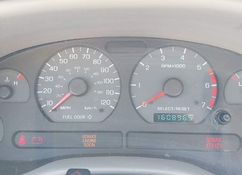 Photo 7 of 2000 Ford Mustang (VIN 1FAFP4048YF160853)