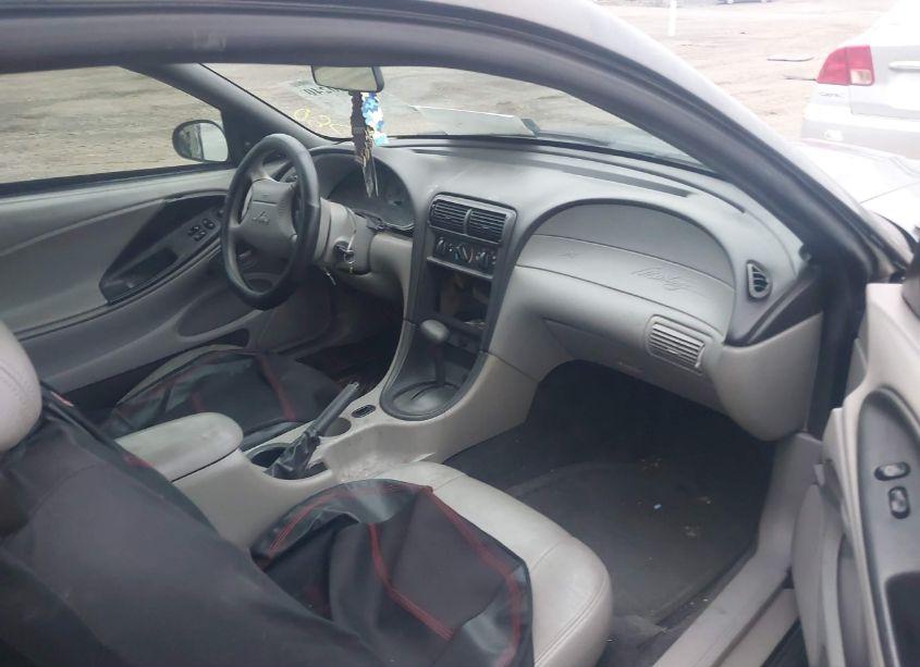 Photo 5 of 2001 Ford Mustang N/A (VIN 1FAFP40491F108928)