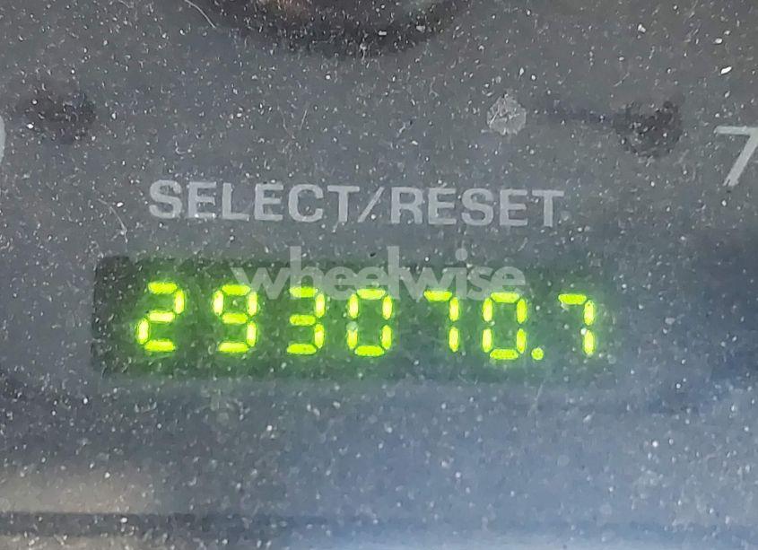 Photo 7 of 2001 Ford Mustang DELUXE (VIN 1FAFP40491F138110)