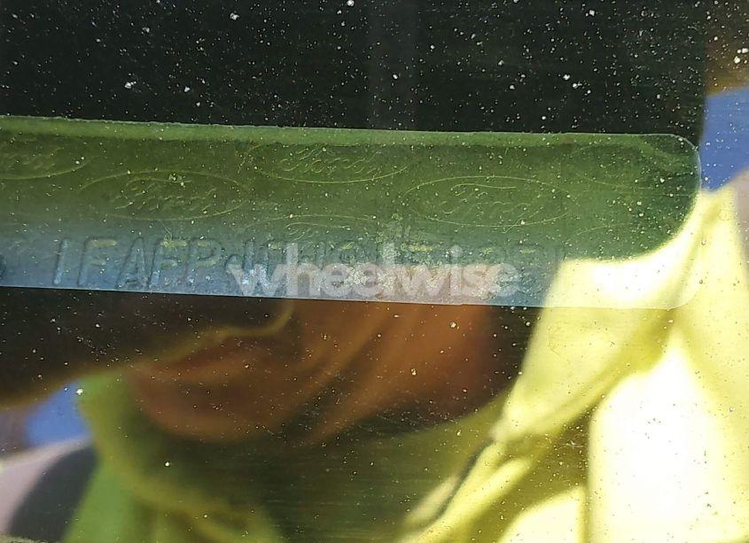 Photo 9 of 2001 Ford Mustang DELUXE (VIN 1FAFP40491F138110)