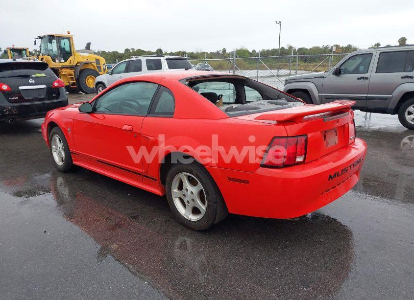 Photo 3 of 2001 Ford Mustang (VIN 1FAFP40491F164299)