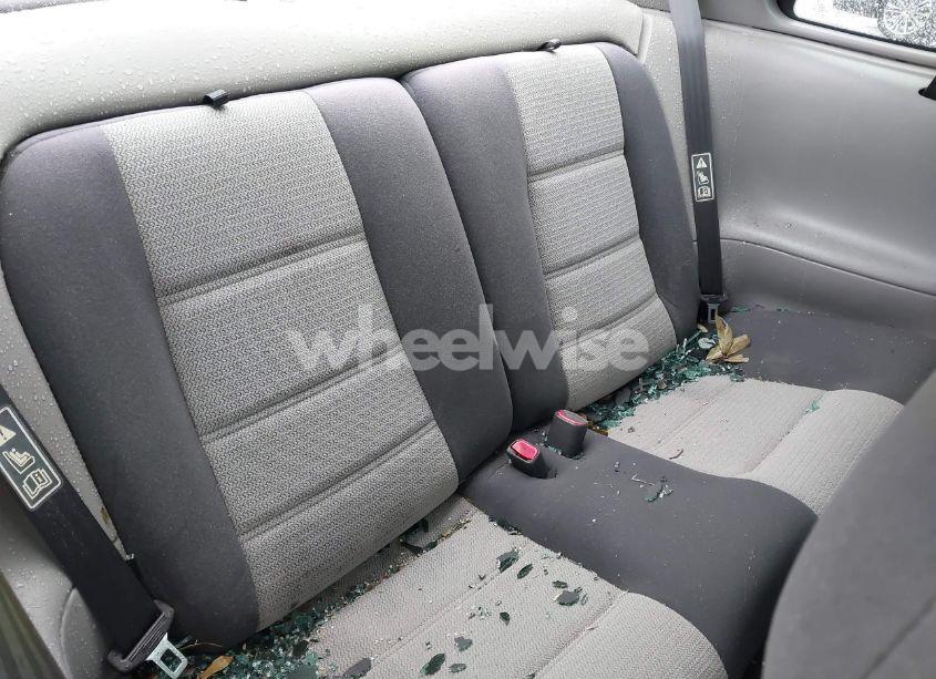 Photo 8 of 2001 Ford Mustang (VIN 1FAFP40491F164299)