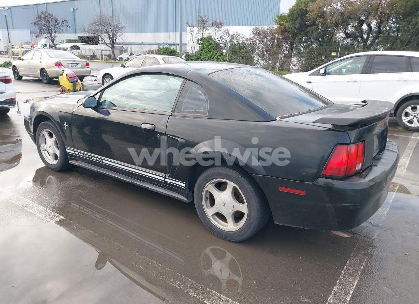 Photo 3 of 2001 Ford Mustang (VIN 1FAFP40491F183449)