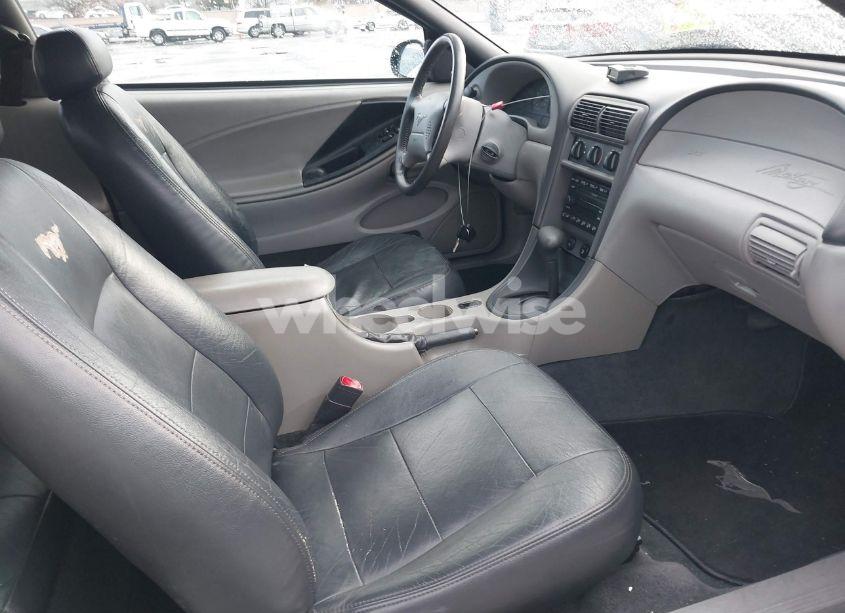 Photo 5 of 2001 Ford Mustang (VIN 1FAFP40491F183449)