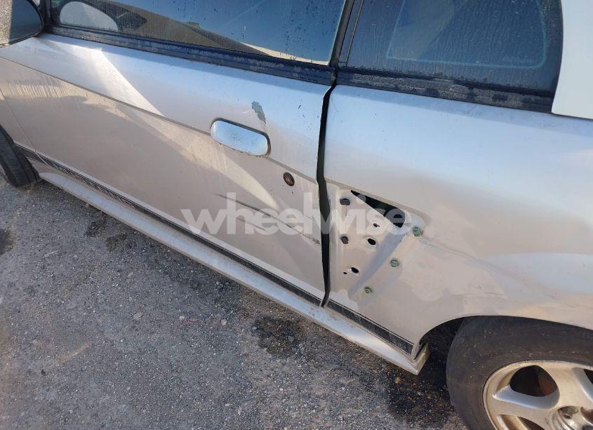 Photo 17 of 2002 Ford Mustang (VIN 1FAFP40492F154096)