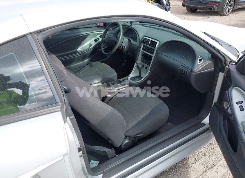 Photo 5 of 2002 Ford Mustang (VIN 1FAFP40492F154096)