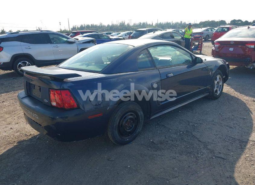 Photo 4 of 2003 Ford Mustang (VIN 1FAFP40493F303513)