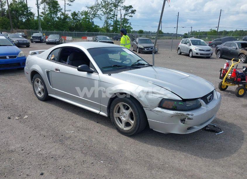 2004 Ford Mustang (VIN 1FAFP40494F117830) main photo