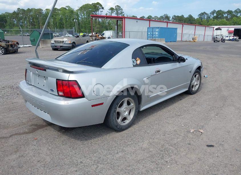 Photo 4 of 2004 Ford Mustang (VIN 1FAFP40494F117830)