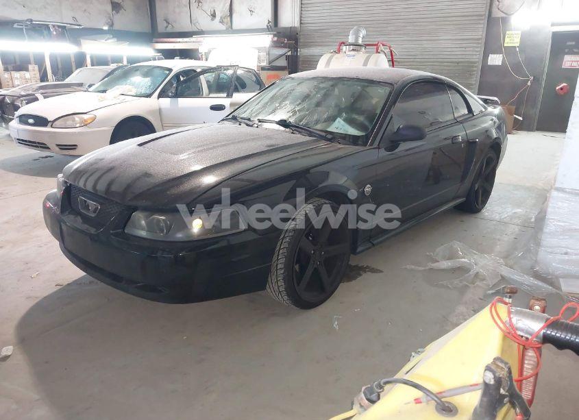 Photo 2 of 2004 Ford Mustang (VIN 1FAFP40494F126818)