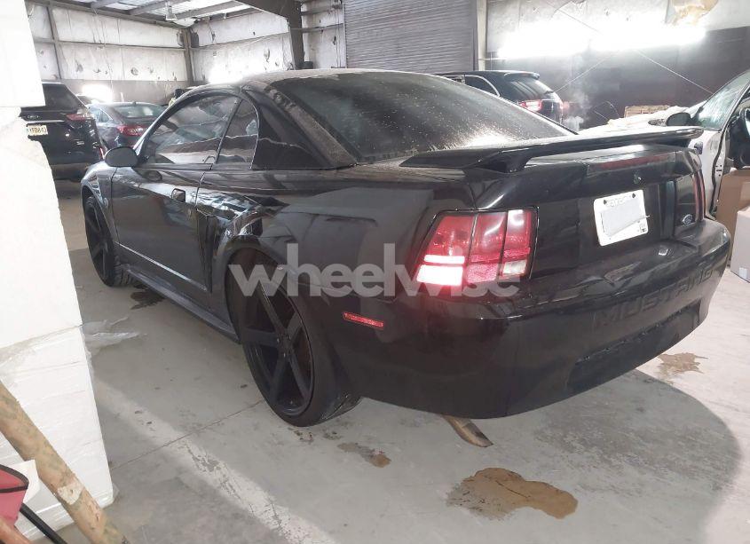 Photo 3 of 2004 Ford Mustang (VIN 1FAFP40494F126818)