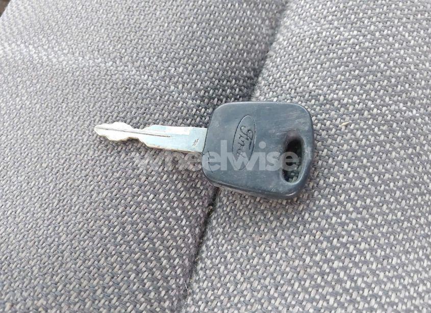 Photo 11 of 1998 Ford Mustang (VIN 1FAFP4049WF105101)