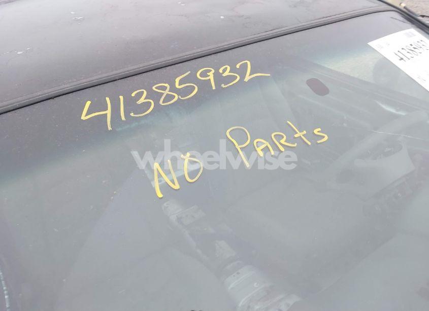 Photo 12 of 1998 Ford Mustang (VIN 1FAFP4049WF105101)