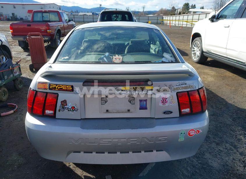 Photo 16 of 1999 Ford Mustang (VIN 1FAFP4049XF132042)