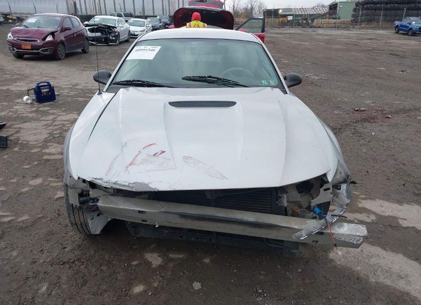 Photo 13 of 2000 Ford Mustang (VIN 1FAFP4049YF203631)