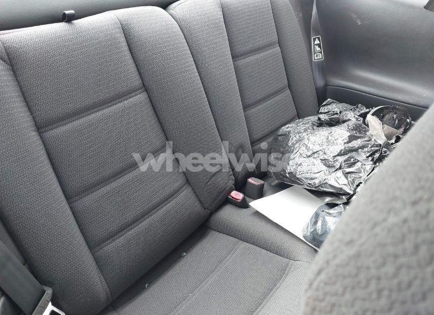 Photo 8 of 2000 Ford Mustang (VIN 1FAFP4049YF296568)