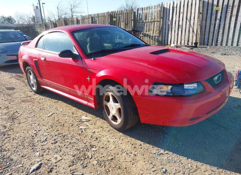 2001 Ford Mustang (VIN 1FAFP404X1F184545) main photo