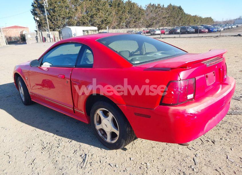 Photo 3 of 2001 Ford Mustang (VIN 1FAFP404X1F184545)