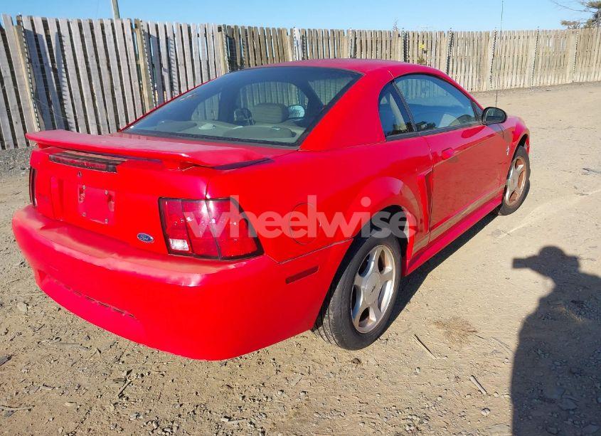 Photo 4 of 2001 Ford Mustang (VIN 1FAFP404X1F184545)
