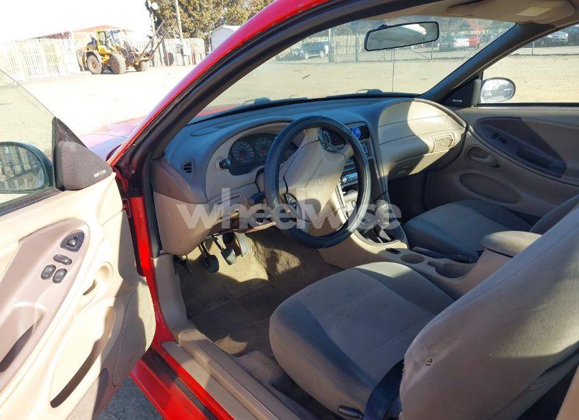 Photo 5 of 2001 Ford Mustang (VIN 1FAFP404X1F184545)