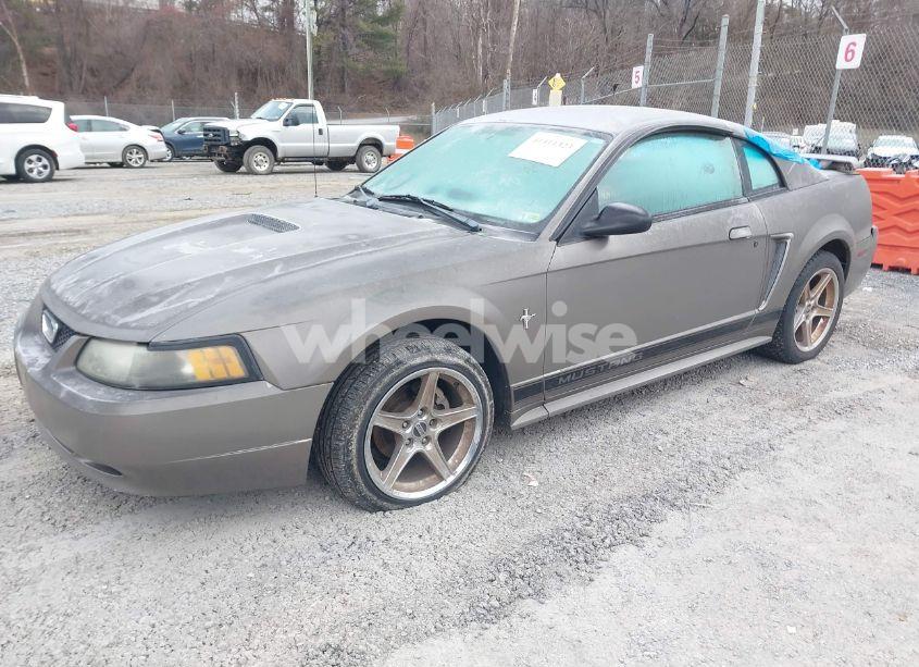 Photo 2 of 2002 Ford Mustang (VIN 1FAFP404X2F212068)
