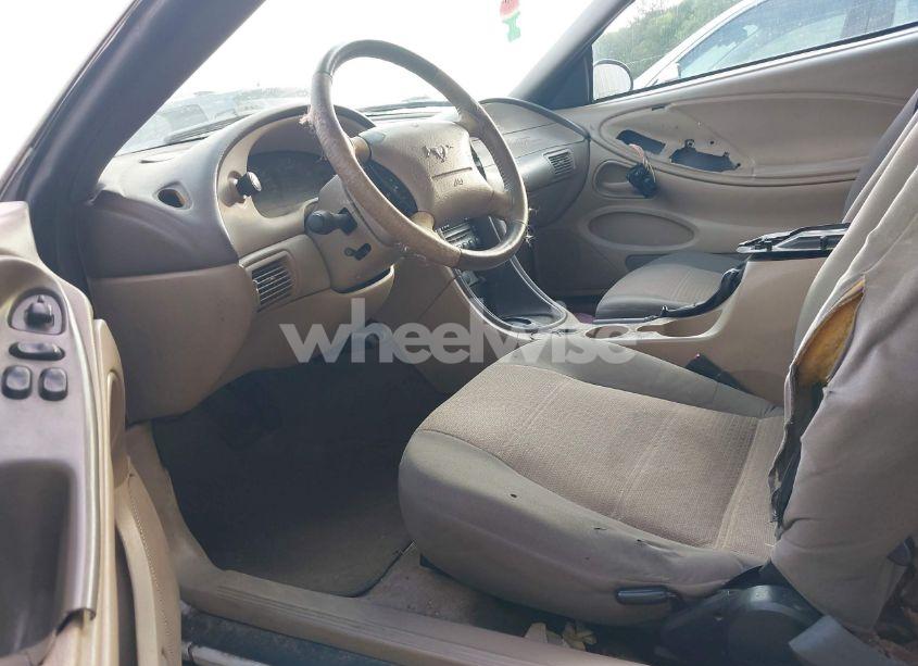 Photo 5 of 2003 Ford Mustang (VIN 1FAFP404X3F374199)